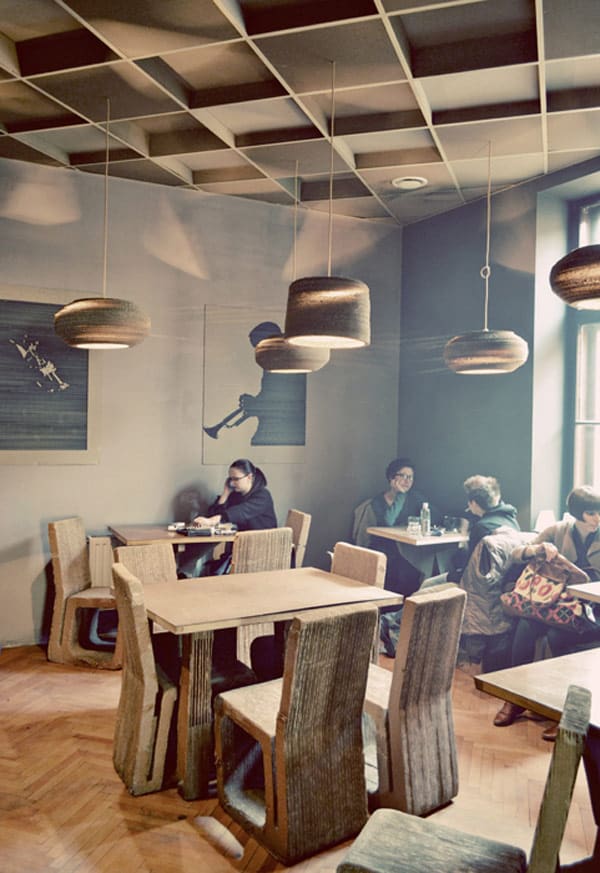 Thiết kế nội thất quán cafe L’Atelier Cafe ở Cluj, Romania