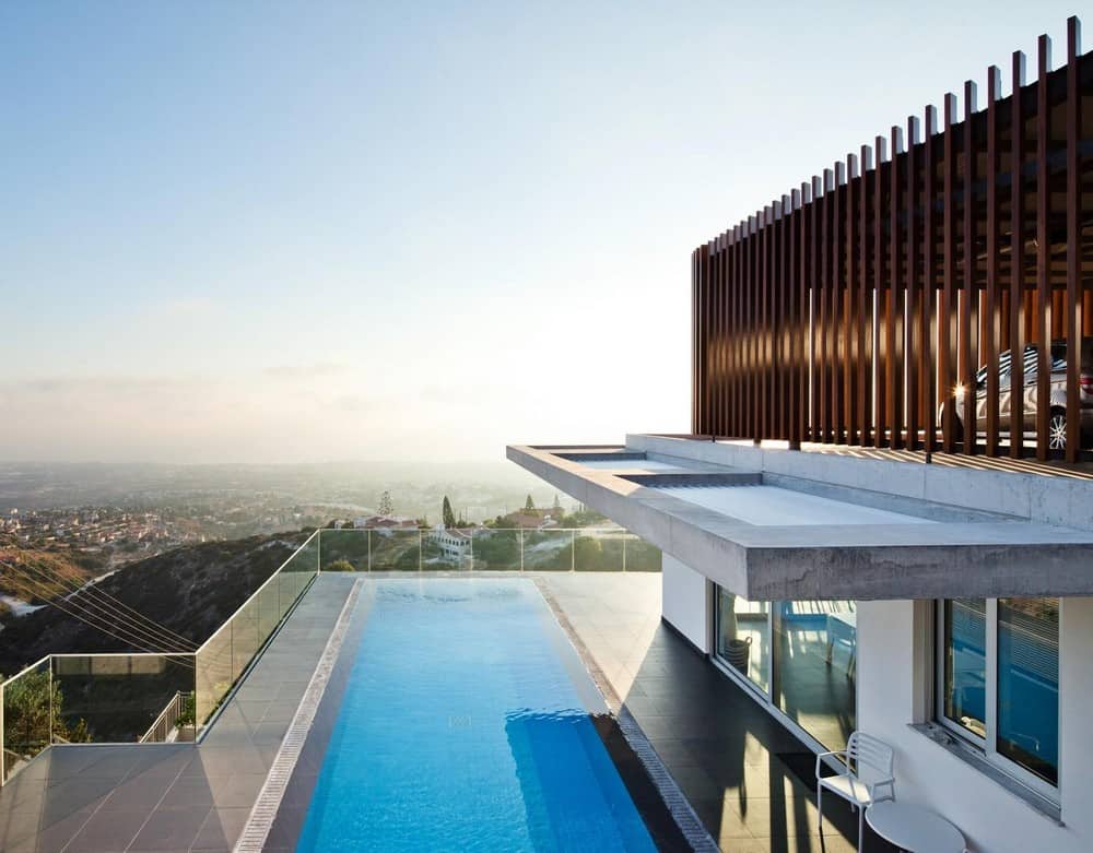 Thiết kế nội thất của bãi giữ xe ở dinh thự Desi, Cyprus