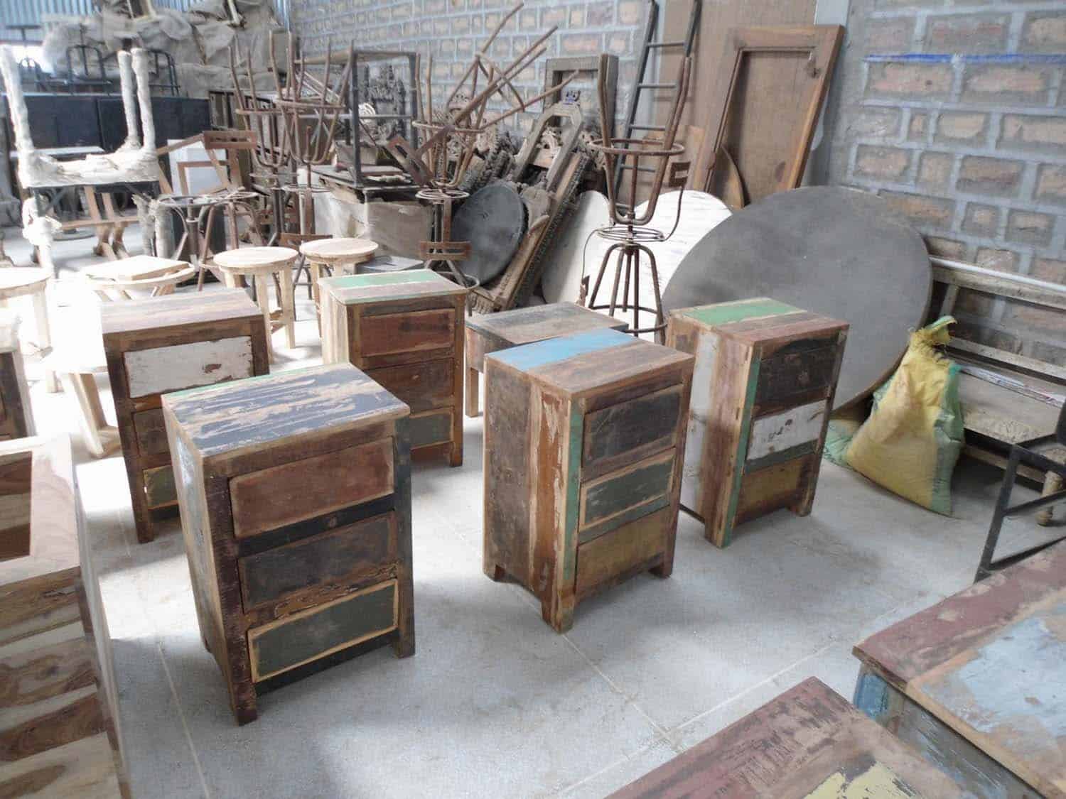 Tránh Lãng Phí Bằng Cách Tái Chế Gỗ Trang Trí Nội Thất Căn Hộ Cũ