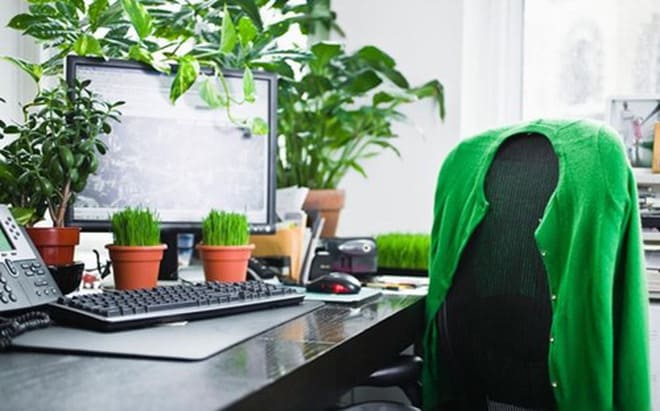 Trang Trí Bàn Làm Việc Độc Đáo Với Các Món Phụ Kiện Đơn Giản
